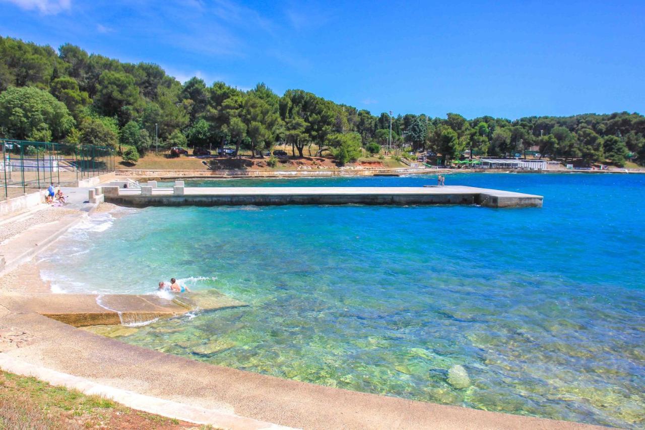 Lungomare 4 You Pula Exterior photo